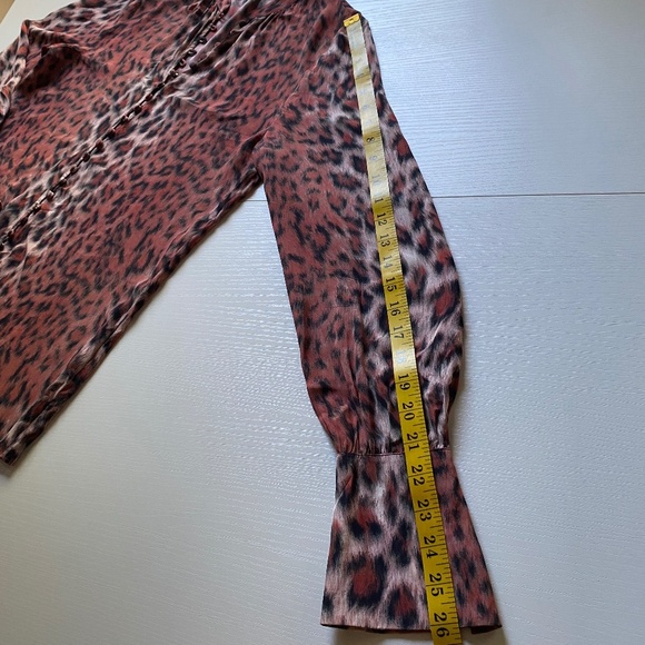 JOIE Tariana Leopard Button-Down Blouse Size Small - Picture 14 of 14